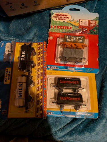 Thomas the tank engine,d