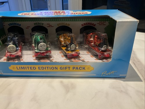 Ertl thomas the tank engine - thomas, &